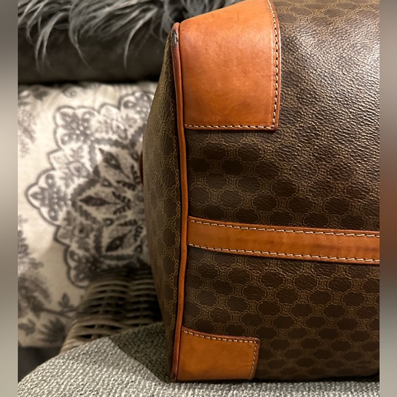 CELINE TRAVEL BAG, LOCK & 2 KEYS - Picture 6 of 16